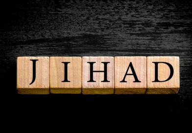 FAIDAH HADITS RIYADLUSH-SHALIHIN (Hadits Ke 8) BERJUANG UNTUK MENINGGIKAN KALIMAT-NYA